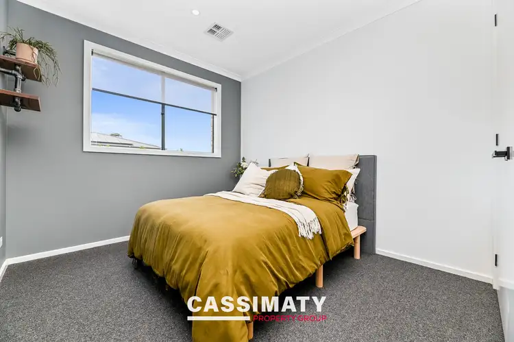 Sixth view of Homely house listing, 41 Huey Circuit, Cranbourne VIC 3977