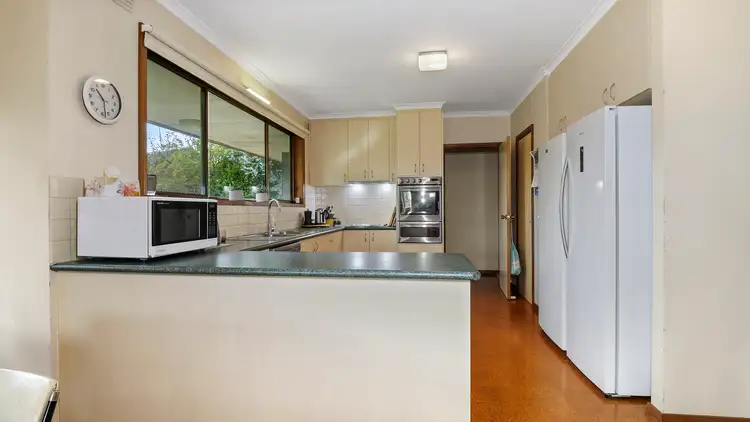Fifth view of Homely house listing, 5 Gorr Court, Shepparton VIC 3630