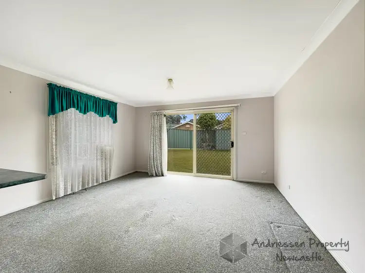 Second view of Homely house listing, 2 Cardinal Close, Cameron Park NSW 2285