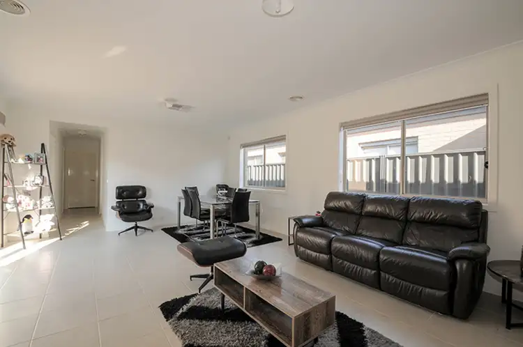 Sixth view of Homely house listing, 8 Neroli Street, Truganina VIC 3029