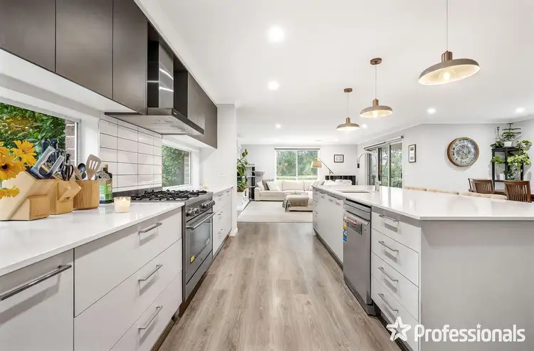 Fourth view of Homely house listing, 8 Dixon Place, Lilydale VIC 3140
