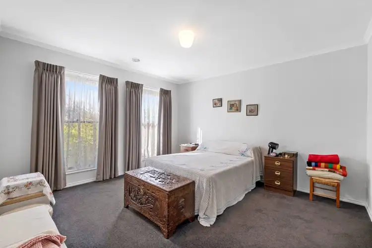 Sixth view of Homely house listing, 12 Edgewater Close, Eaglehawk VIC 3556