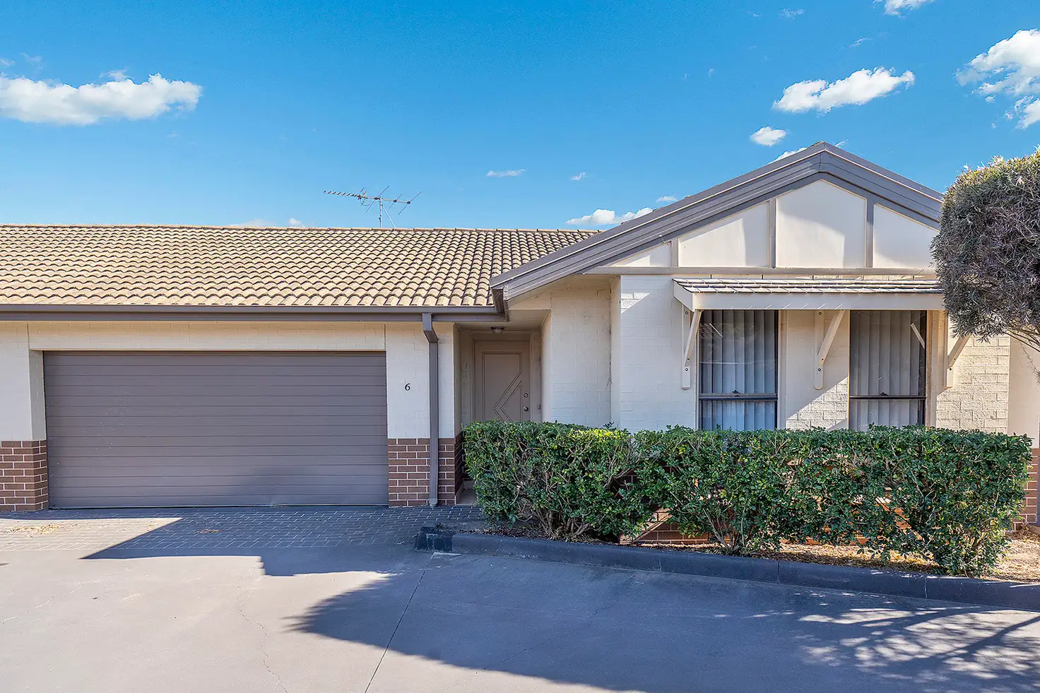 Main view of Homely unit listing, 6/12 Denton Park Drive, Rutherford NSW 2320