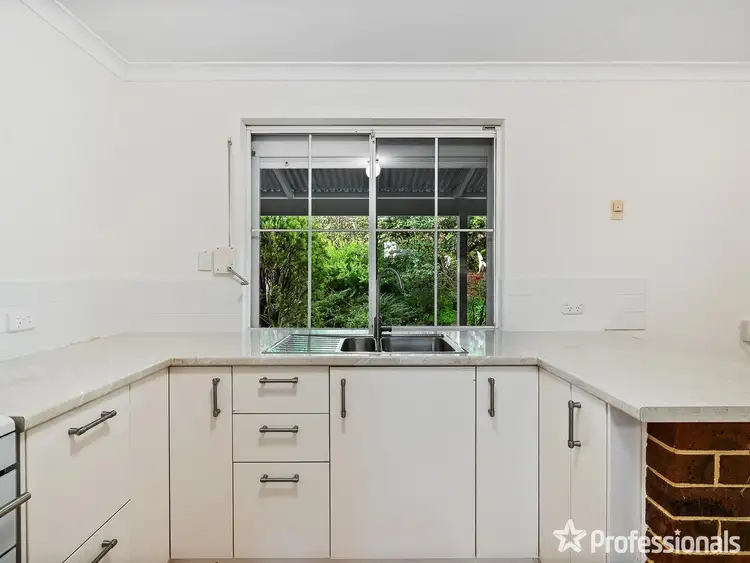 Seventh view of Homely house listing, 4 Milford Close, Gooseberry Hill WA 6076