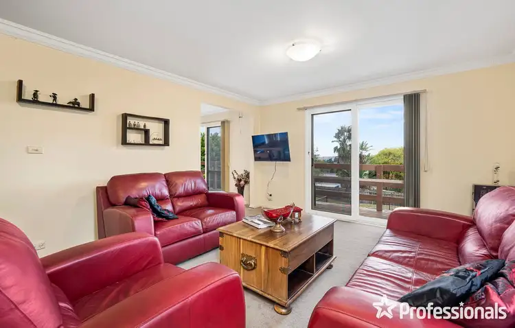 Sixth view of Homely house listing, 92 Partridge Way, Mooroolbark VIC 3138