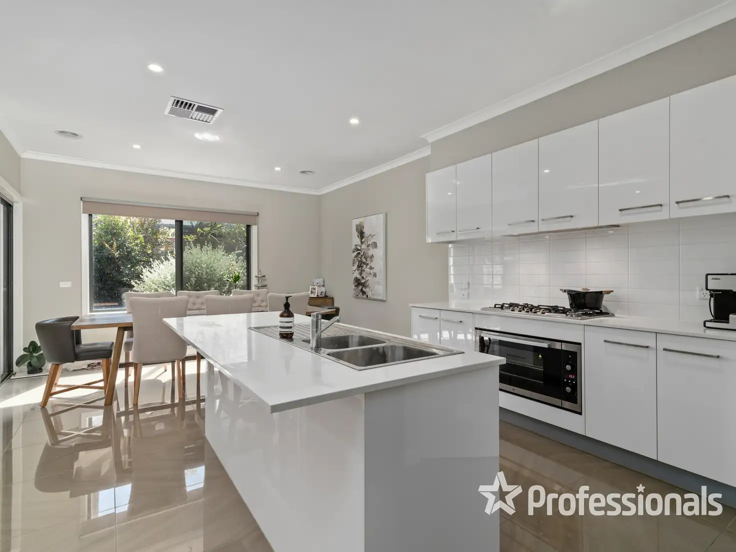 Main view of Homely townhouse listing, 2/1 Carlyle Street, Croydon VIC 3136