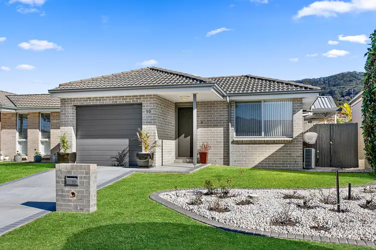 10 Silkwood Road
