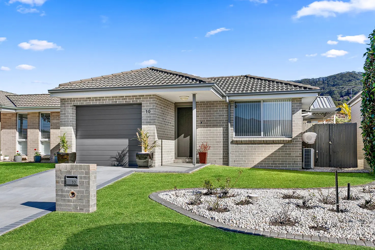 Main view of Homely house listing, 10 Silkwood Road, Woonona NSW 2517