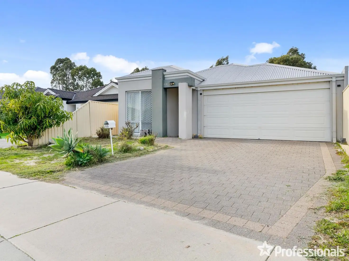 Main view of Homely house listing, 22 Sessilis Crescent, Wattle Grove WA 6107