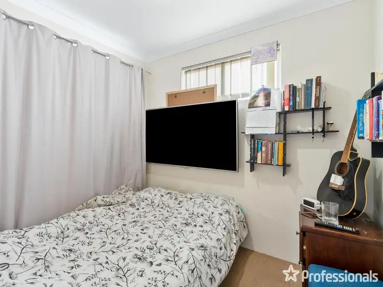 Seventh view of Homely house listing, 22 Sessilis Crescent, Wattle Grove WA 6107