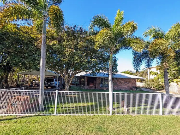 8 Tollington Road, Bowen QLD 4805