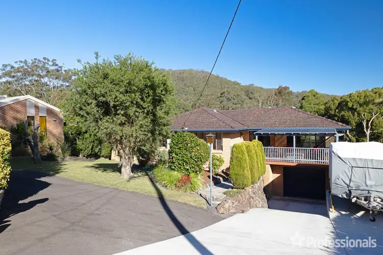 22 Newling Street, Niagara Park NSW 2250