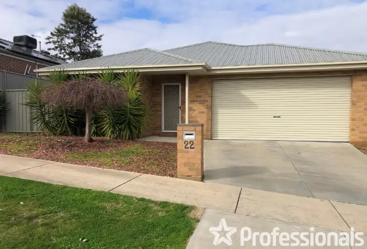 22 Klim Avenue, Kangaroo Flat VIC 3555