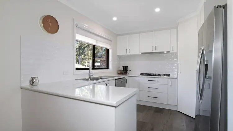 Third view of Homely house listing, 6 Bass Court, Shepparton VIC 3630