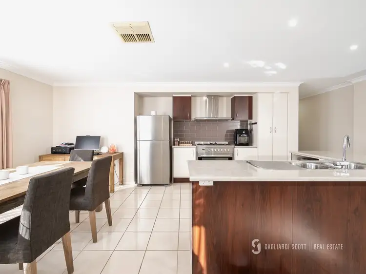 Fifth view of Homely house listing, 16 Settlers Drive, Kialla VIC 3631