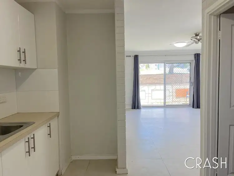 2/83 Phoenix Road, Spearwood WA 6163