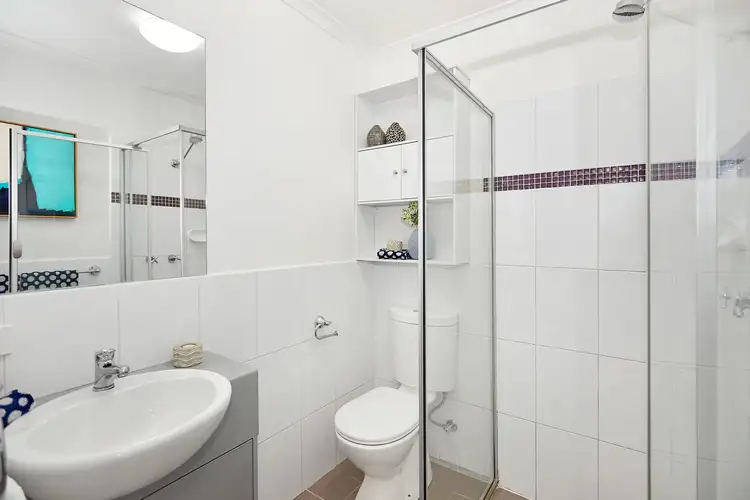Fifth view of Homely apartment listing, 3/220 Abbotsford Street, North Melbourne VIC 3051