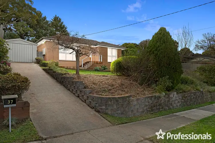 37 Old Kent Road, Mooroolbark VIC 3138