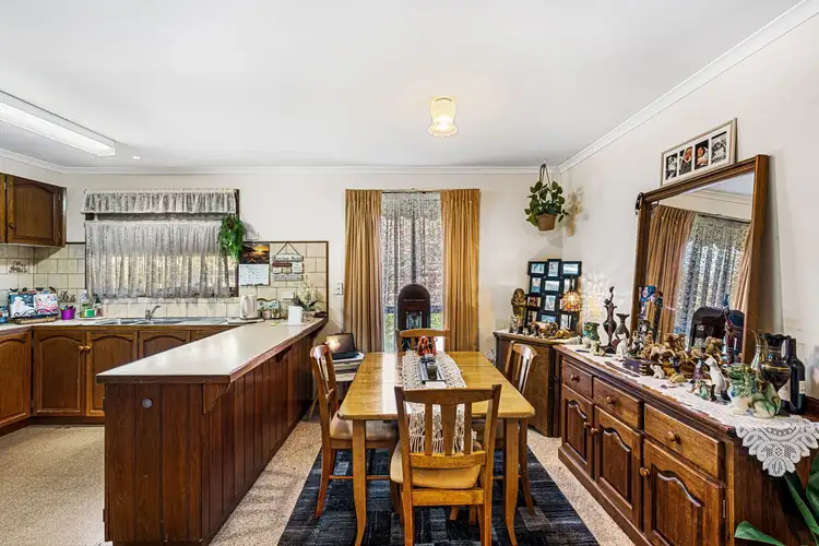 Sixth view of Homely house listing, 1/2 Julie Court, Kangaroo Flat VIC 3555