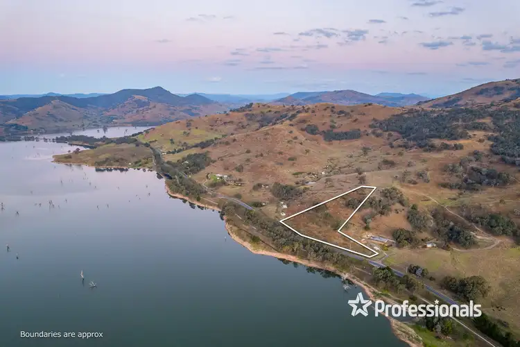 307 Murray Valley Highway, Tallangatta VIC 3700