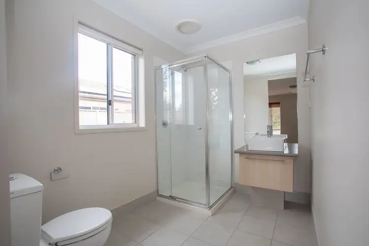 Sixth view of Homely house listing, 10 Cimmaron Way, Kialla VIC 3631