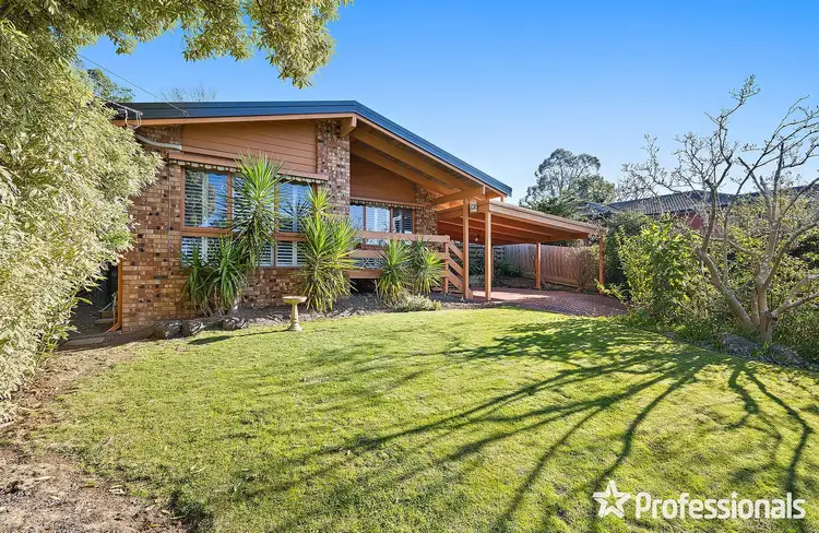 11 Cumberland Crescent, Chirnside Park VIC 3116