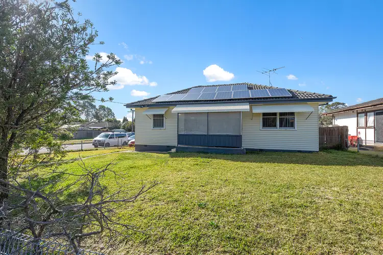 Second view of Homely house listing, 7 Dalwood Street, Woodberry NSW 2322
