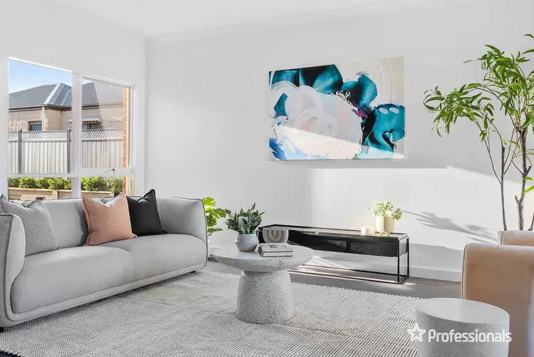 Fourth view of Homely house listing, 5 Speargrass Drive, Hillside VIC 3037