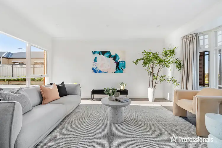 Fifth view of Homely house listing, 5 Speargrass Drive, Hillside VIC 3037
