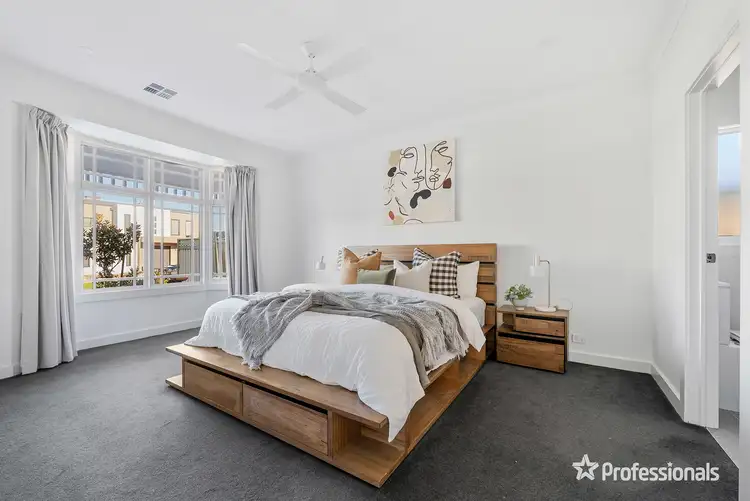 Sixth view of Homely house listing, 5 Speargrass Drive, Hillside VIC 3037