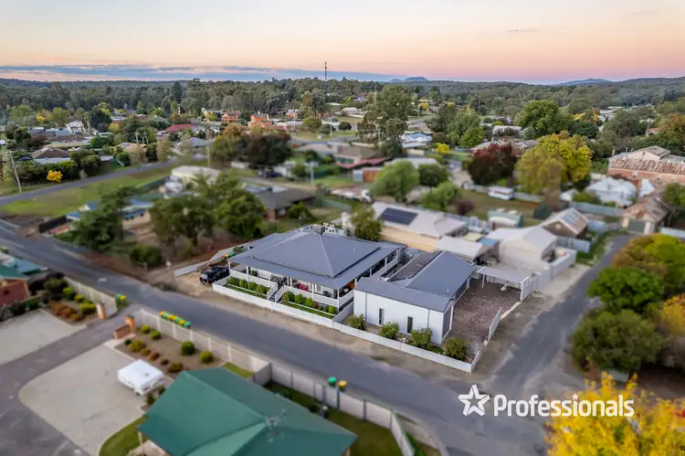 9 Wall Street, Chiltern VIC 3683
