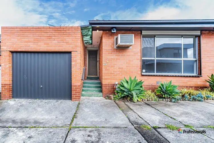 Main view of Homely unit listing, 2/28 Grandview Street, Glenroy VIC 3046