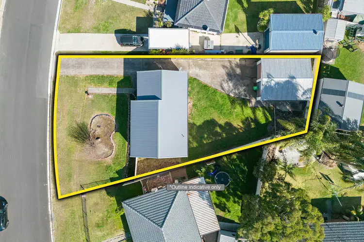 Second view of Homely house listing, 9 Evelyn Crescent, Thornton NSW 2322