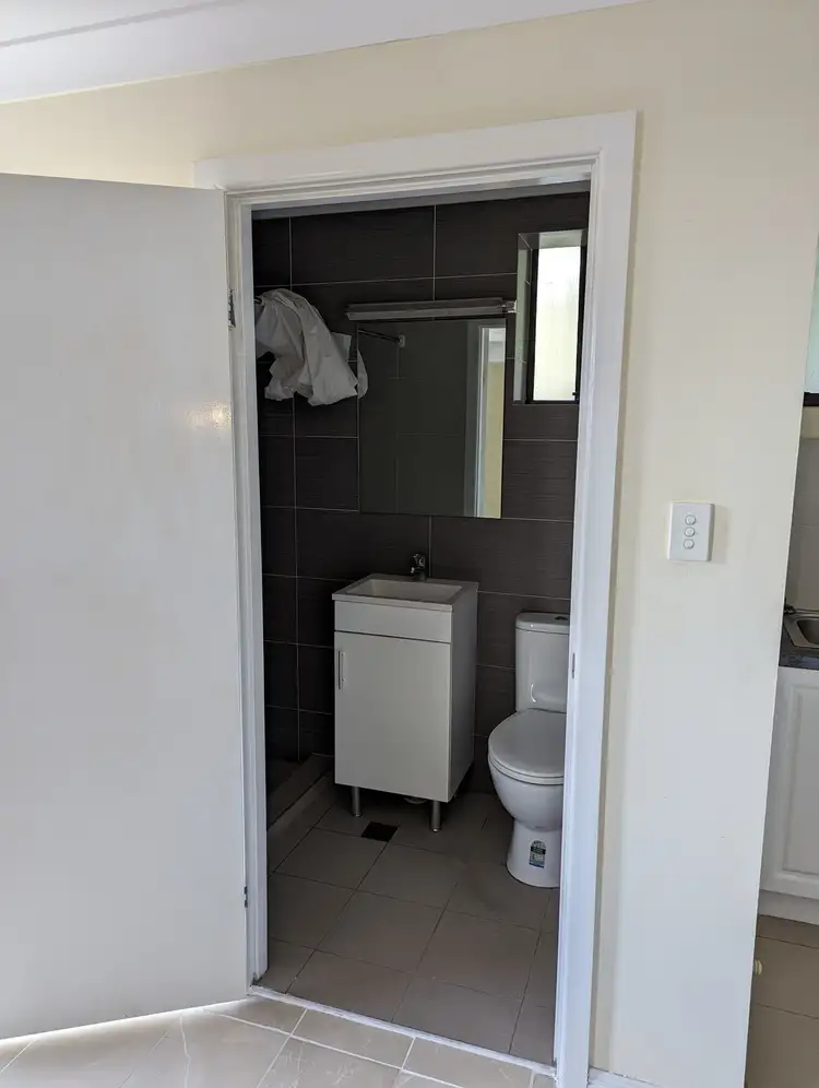 Third view of Homely unit listing, 1/21 Scott Street, Point Clare NSW 2250