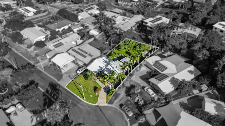 9 Nina Close, Smithfield QLD 4878