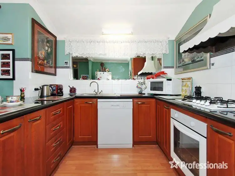 Seventh view of Homely house listing, 60 Mahonia Way, Forrestfield WA 6058