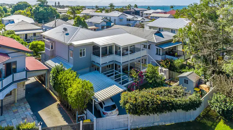 7 First Avenue, Sandgate QLD 4017
