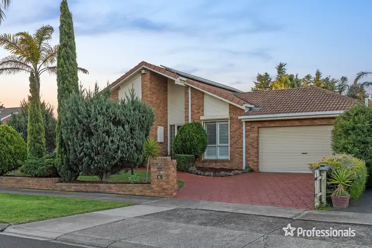 2 Nordic Avenue, Taylors Lakes VIC 3038
