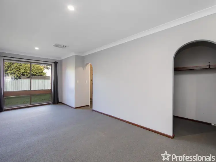 Sixth view of Homely house listing, 8 The Retreat, Forrestfield WA 6058