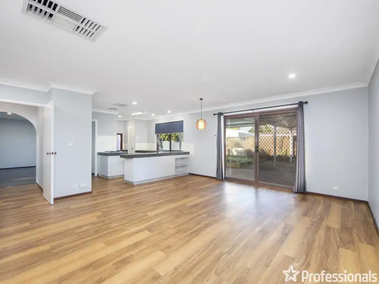 Seventh view of Homely house listing, 8 The Retreat, Forrestfield WA 6058