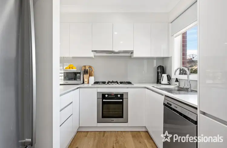 Sixth view of Homely townhouse listing, 5 Raffaele Close, Lilydale VIC 3140