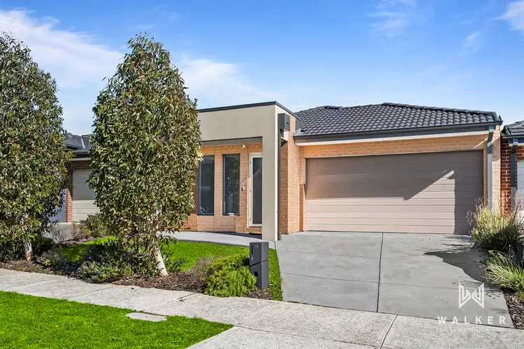 11 Lemongrass Street