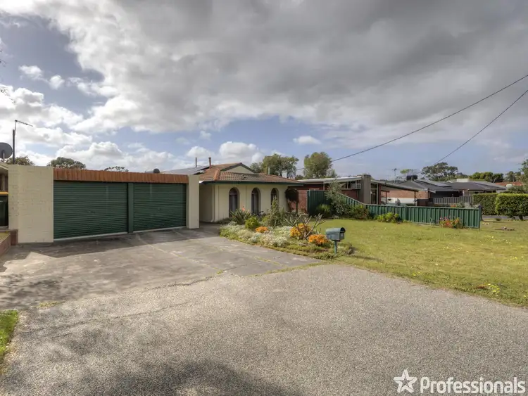 Second view of Homely house listing, 20 Acacia Way, Duncraig WA 6023