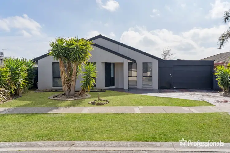 Main view of Homely house listing, 15 Pimelea Way, Hillside VIC 3037