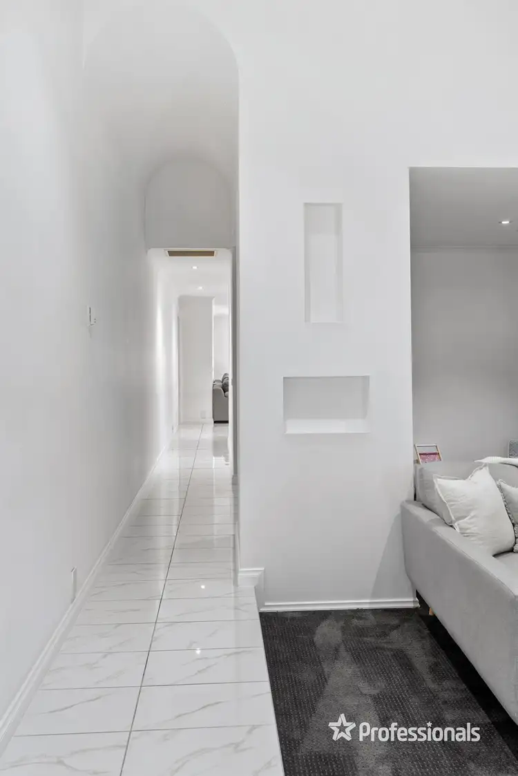 Fifth view of Homely house listing, 15 Pimelea Way, Hillside VIC 3037