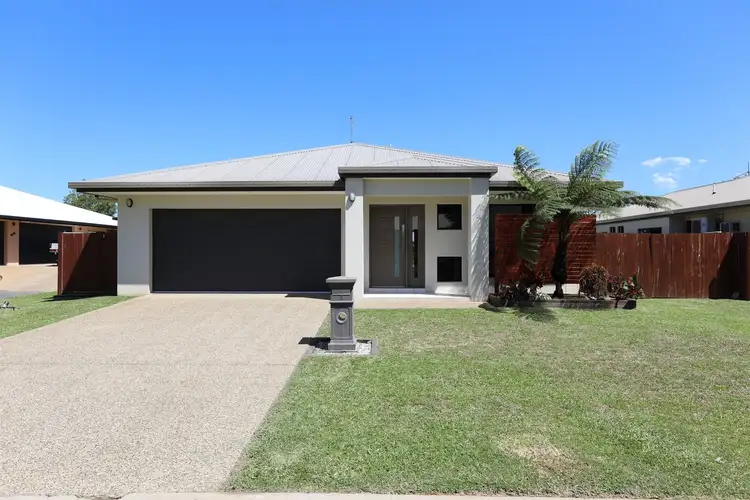 8 Blackwood Place, Bentley Park QLD 4869