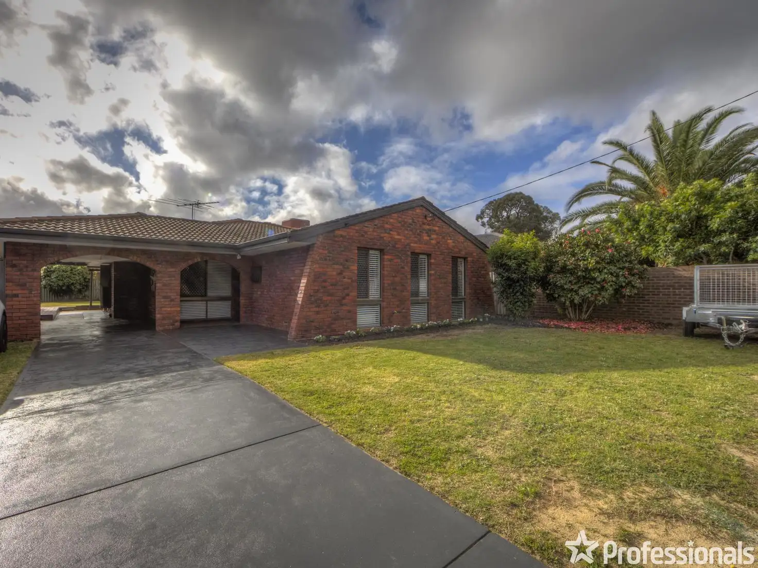 Main view of Homely house listing, 47 Mahonia Way, Forrestfield WA 6058