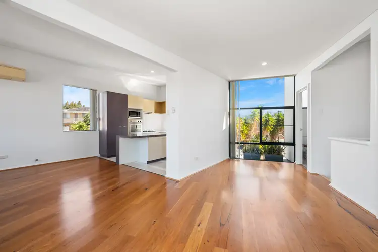 Main view of Homely house listing, 3/258 Woodside Street, Doubleview WA 6018
