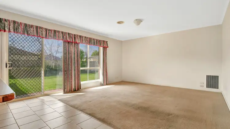 Sixth view of Homely house listing, 15 Menindee Crescent, Kialla VIC 3631