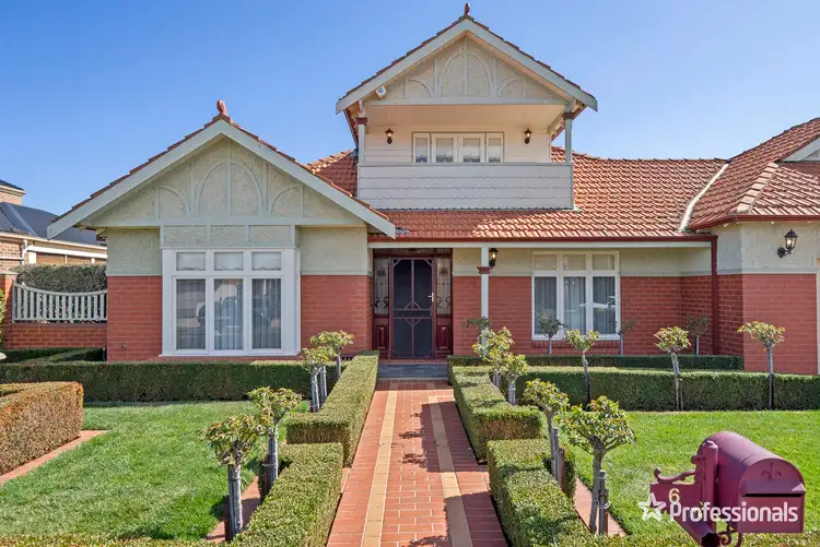 Third view of Homely house listing, 6 Summerhill Drive, Hillside VIC 3037